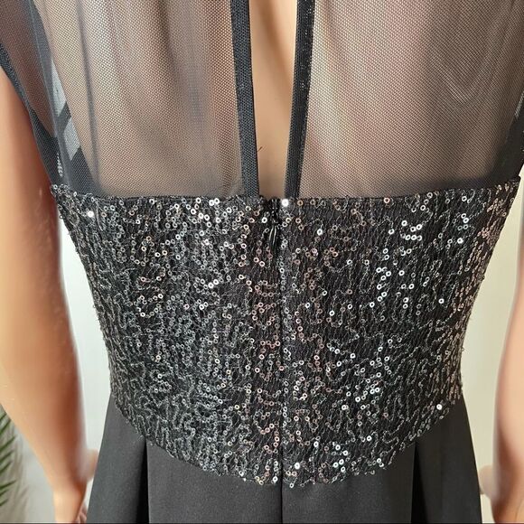 SD Collection Sequin Mesh Scuba Dress Size 10P - Picture 10 of 14